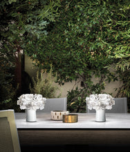 Lade das Bild in den Galerie-Viewer, Akku-Tischleuchte LED CLIZIA Battery - Fumè