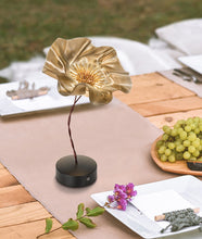 Lade das Bild in den Galerie-Viewer, Akku-Tischleuchte LED LAFLEUR - Velvet