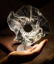 Lade das Bild in den Galerie-Viewer, Akku-Tischleuchte LAFLEUR - Prisma