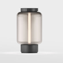 Lade das Bild in den Galerie-Viewer, Akku-Tischleuchte qu - jet black