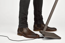 Lade das Bild in den Galerie-Viewer, Akku-Stehleuchte LED Roxxane Leggera 101 CL mit Magnetic Dock - weiß matt